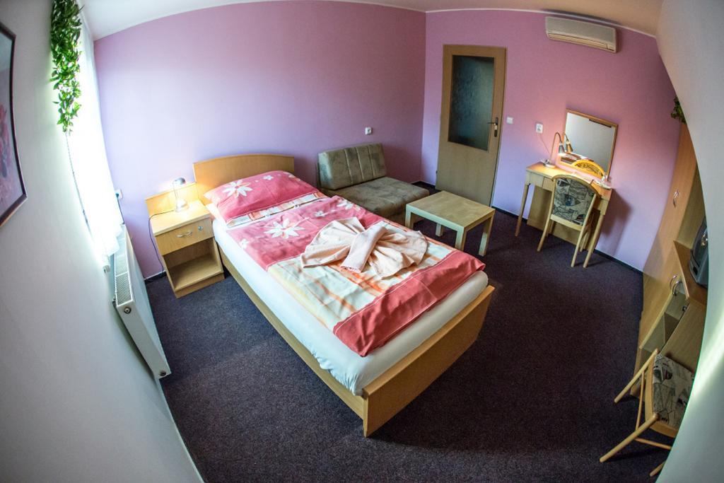 Hotel Na Jižní Přerov Quarto foto
